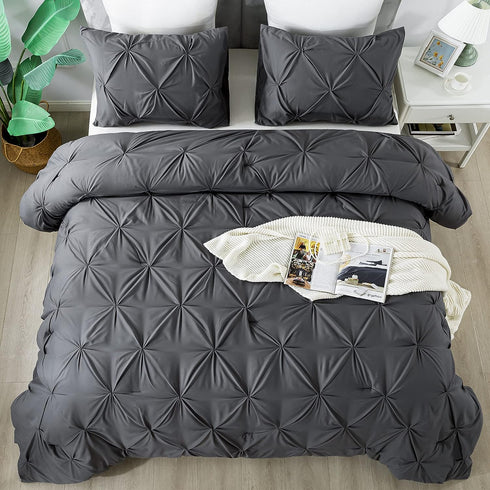Marquis Luxurious Pinch Pleated All-Season Comforter With  Pillow Shams